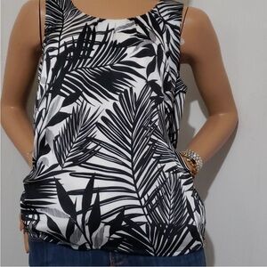 🩷3/$15 NWOT DANNA BUSHMAN ZIPPER BACK TANK TOP SIZE LARGE CITY TRENDS
